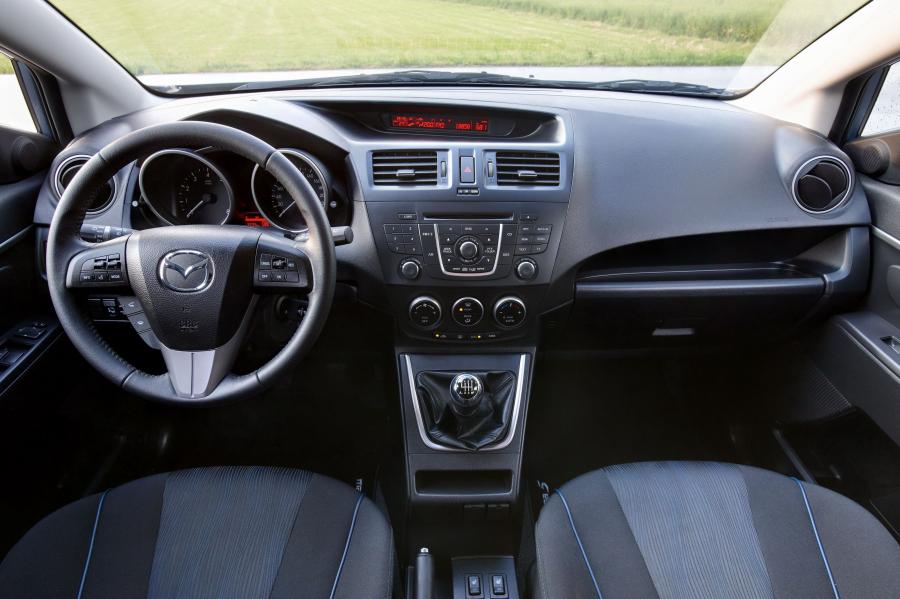  Mazda5 2011 года  (фото 57 из 184)